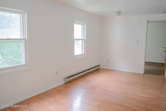 $305,000 | 1620 Columbia Turnpike, Schodack, NY 12033