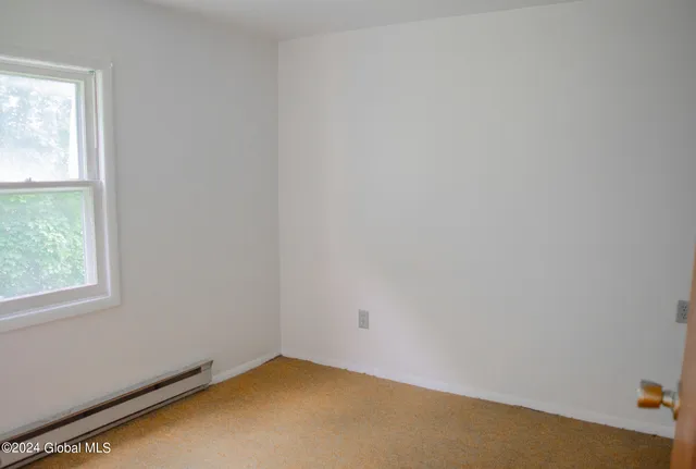 $305,000 | 1620 Columbia Turnpike, Schodack, NY 12033