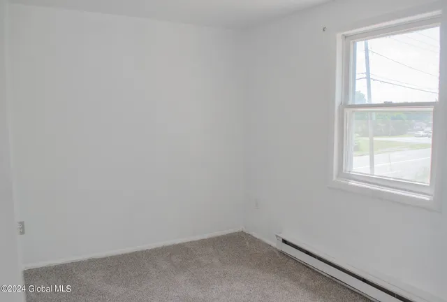 $305,000 | 1620 Columbia Turnpike, Schodack, NY 12033