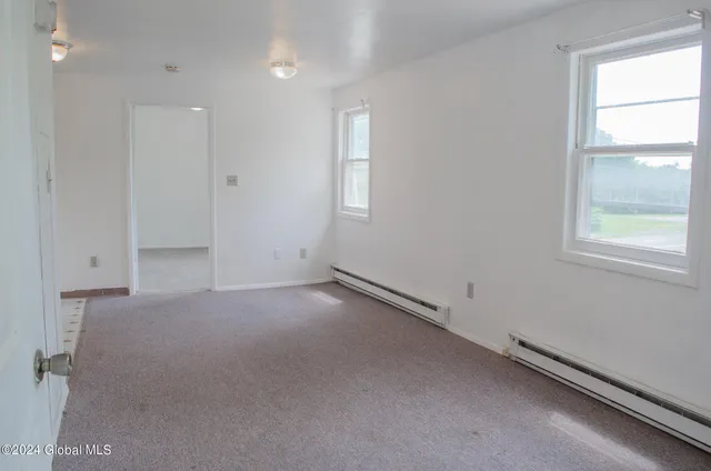 $305,000 | 1620 Columbia Turnpike, Schodack, NY 12033