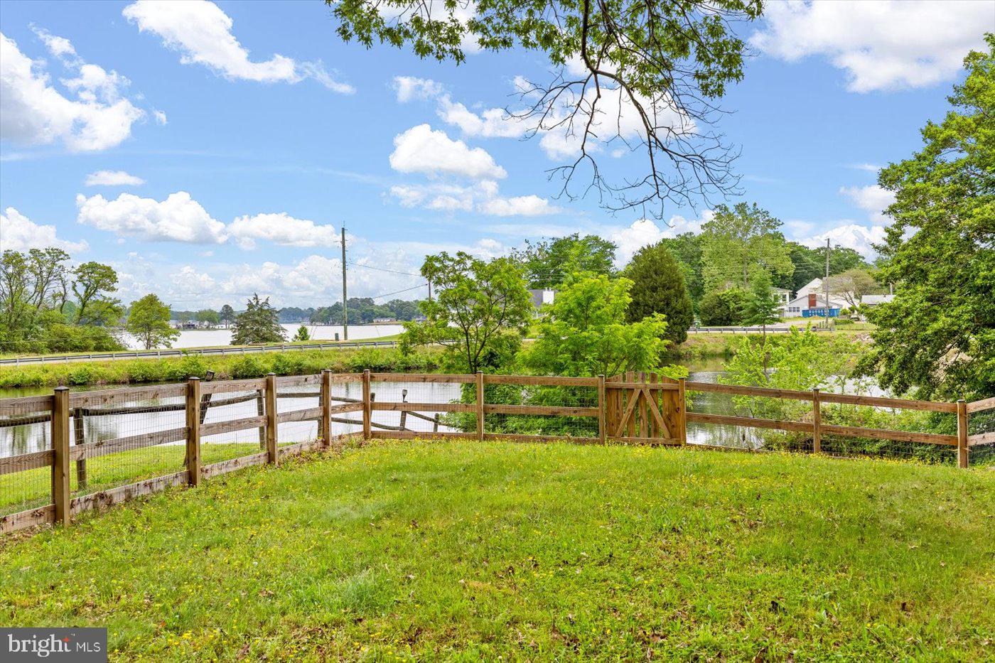 288 Chrystal Road Colonial Beach, VA 22443 - Photo 6 of 50 Gallery Image 6