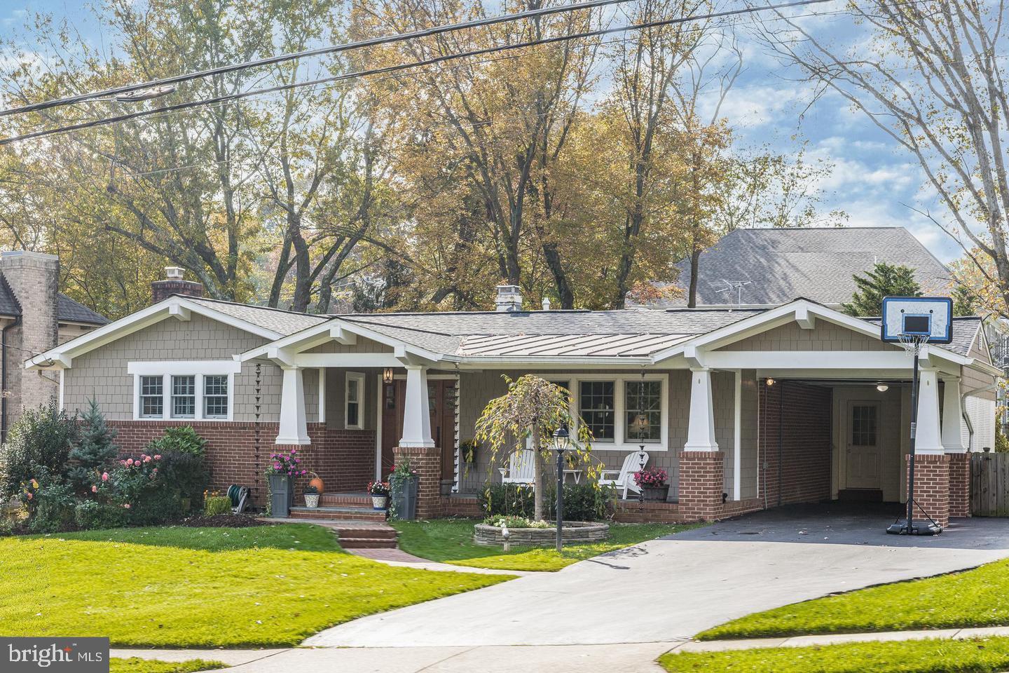 7205 Warbler Lane McLean, VA 22101 - Photo 1 of 31