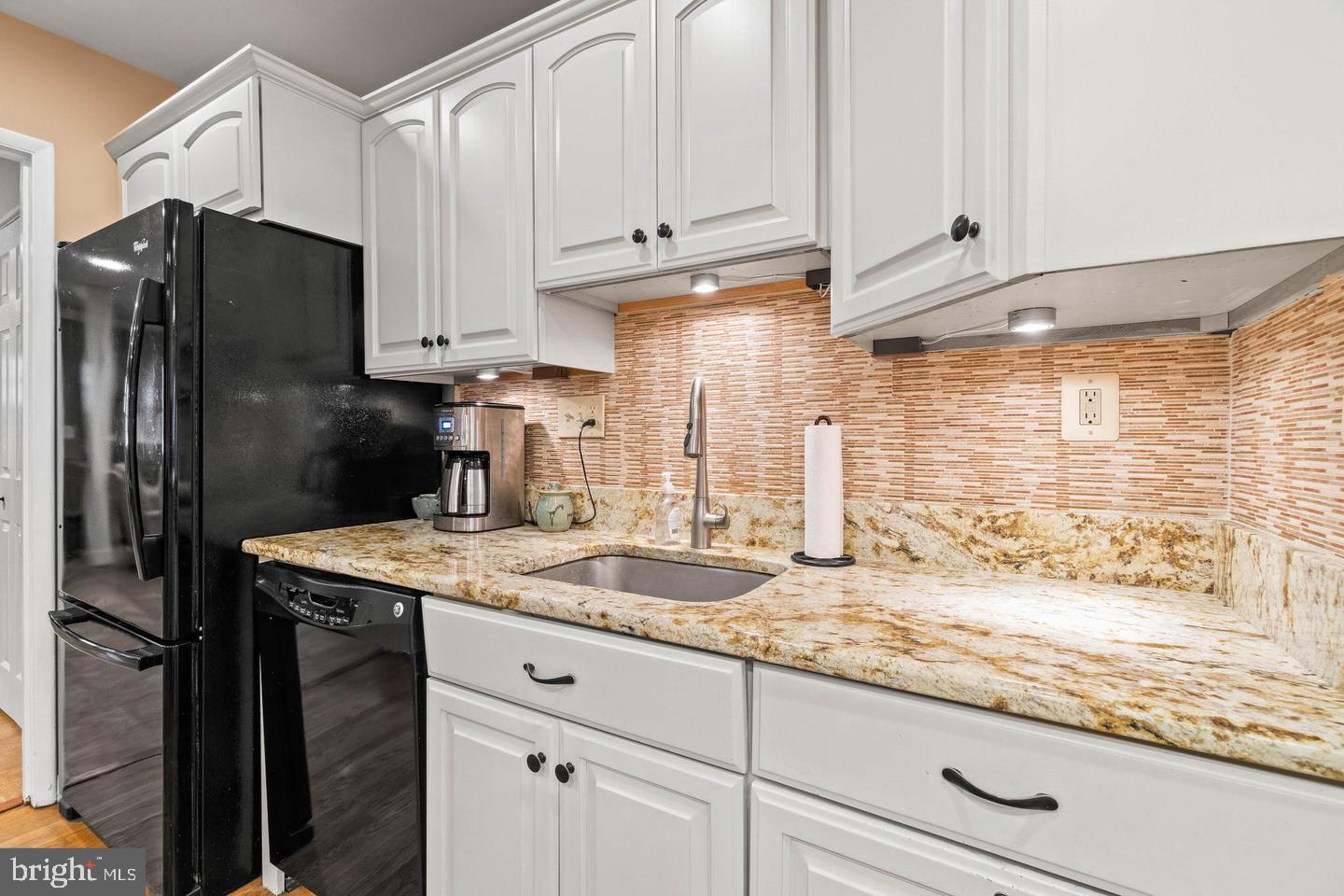 7205 Warbler Lane McLean, VA 22101 - Photo 12 of 31