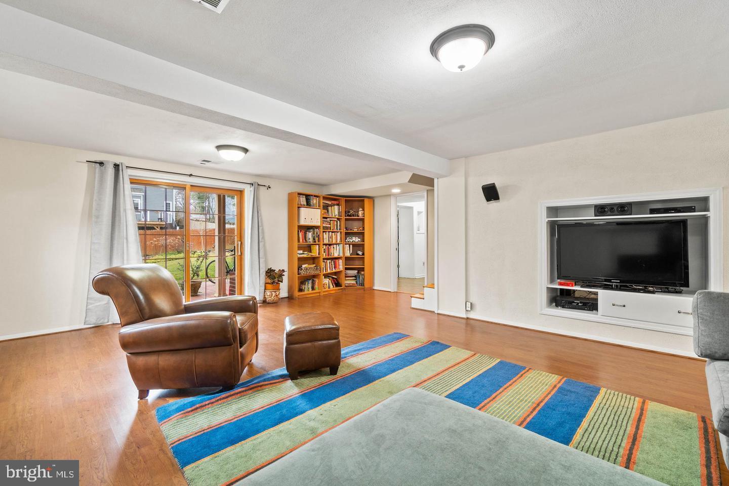 7205 Warbler Lane McLean, VA 22101 - Photo 26 of 31