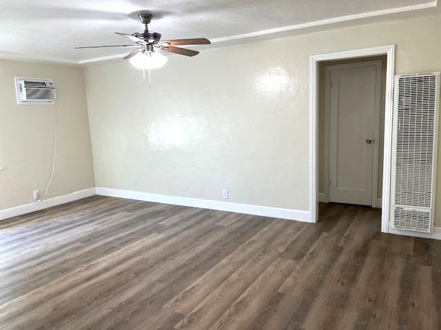 214 East Linden Avenue Reedley, CA 93654 - Photo 2 of 9