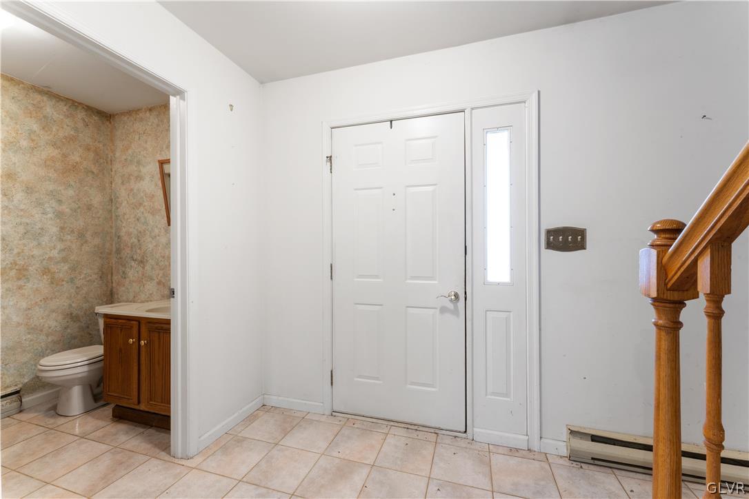 217 Tanite Road Stroudsburg, PA 18360 - Photo 3 of 40 a view of an entryway of the house