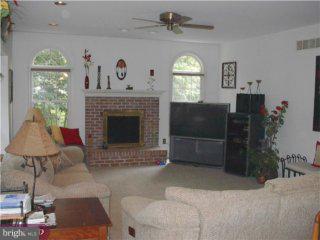 5 Colts Neck Way Thornton, PA 19373 - Photo 2 of 6 Gallery Image 2