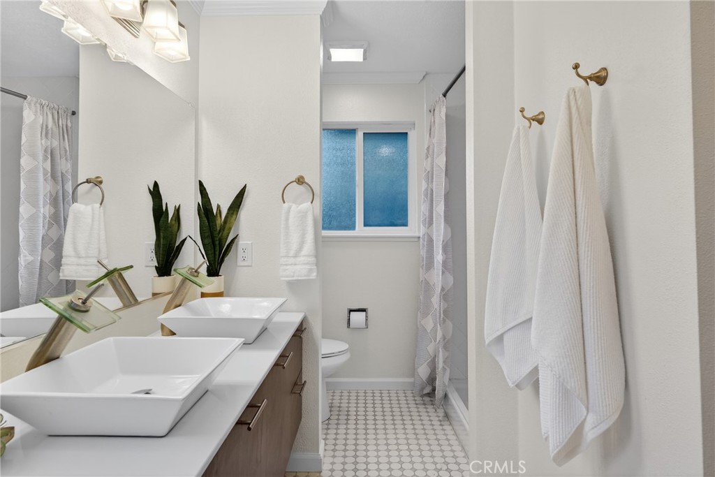 6 Doris Way Chico, CA 95926 - Photo 27 of 36