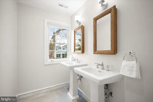 $1,625,000 | 2525 North Florida Street, Arlington, VA 22207