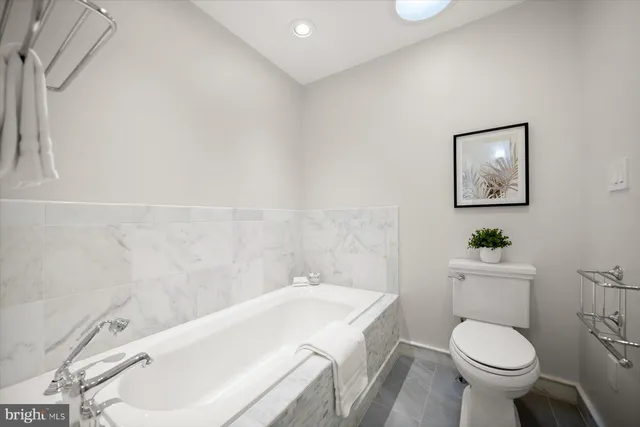 $1,625,000 | 2525 North Florida Street, Arlington, VA 22207