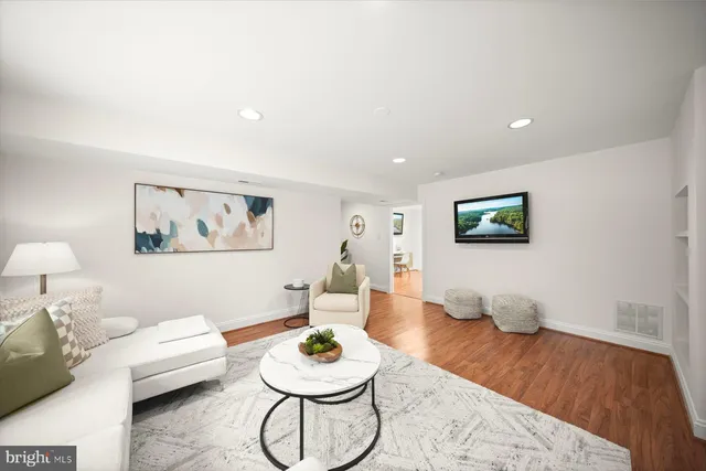 $1,625,000 | 2525 North Florida Street, Arlington, VA 22207