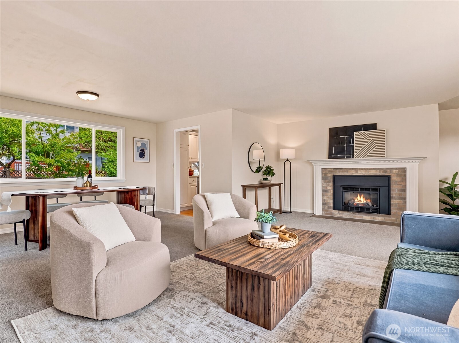 10404 Northeast 198th Street Bothell, WA 98011 - Photo 5 of 40 Gallery Image 5