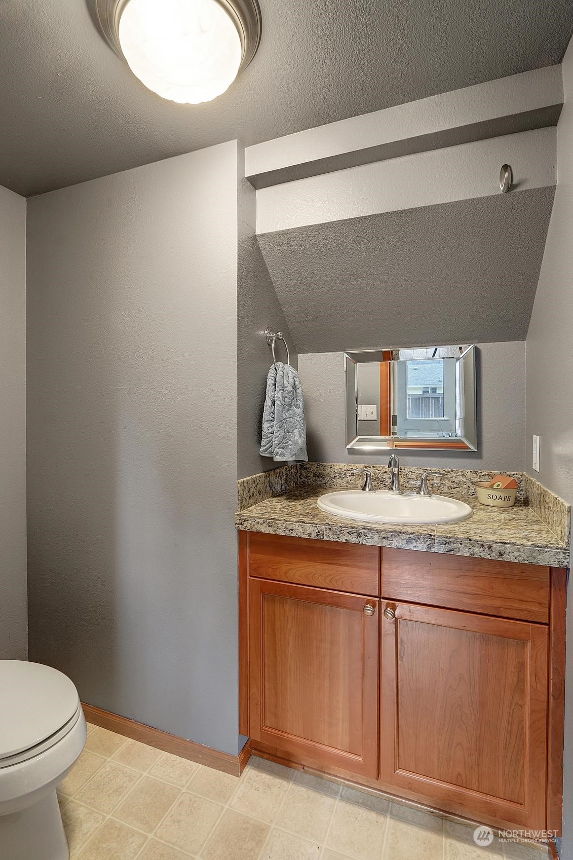8044 212th Street Southwest, Unit 1 Edmonds, WA 98026 - Photo 11 of 21 Gallery Image 11