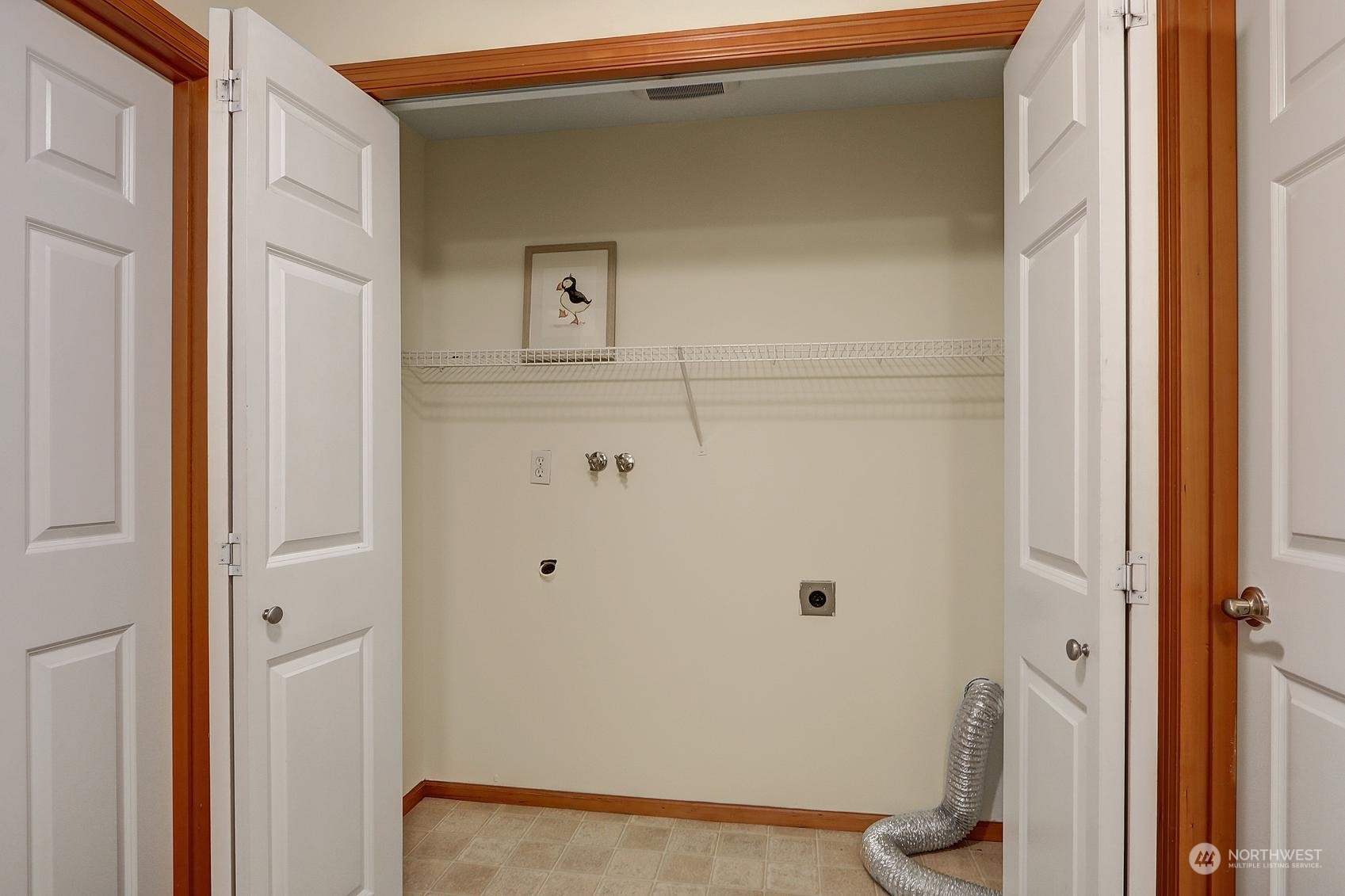 8044 212th Street Southwest, Unit 1 Edmonds, WA 98026 - Photo 17 of 21 Gallery Image 17