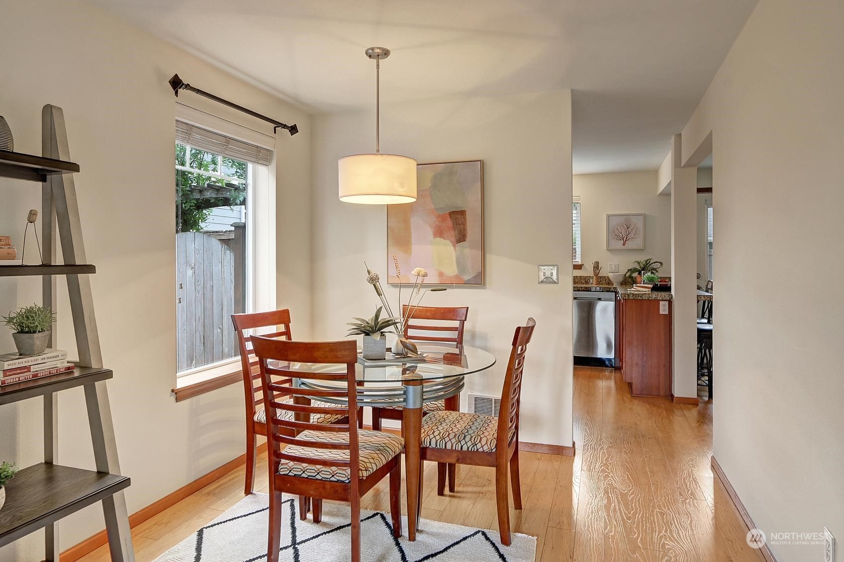 8044 212th Street Southwest, Unit 1 Edmonds, WA 98026 - Photo 4 of 21 Gallery Image 4