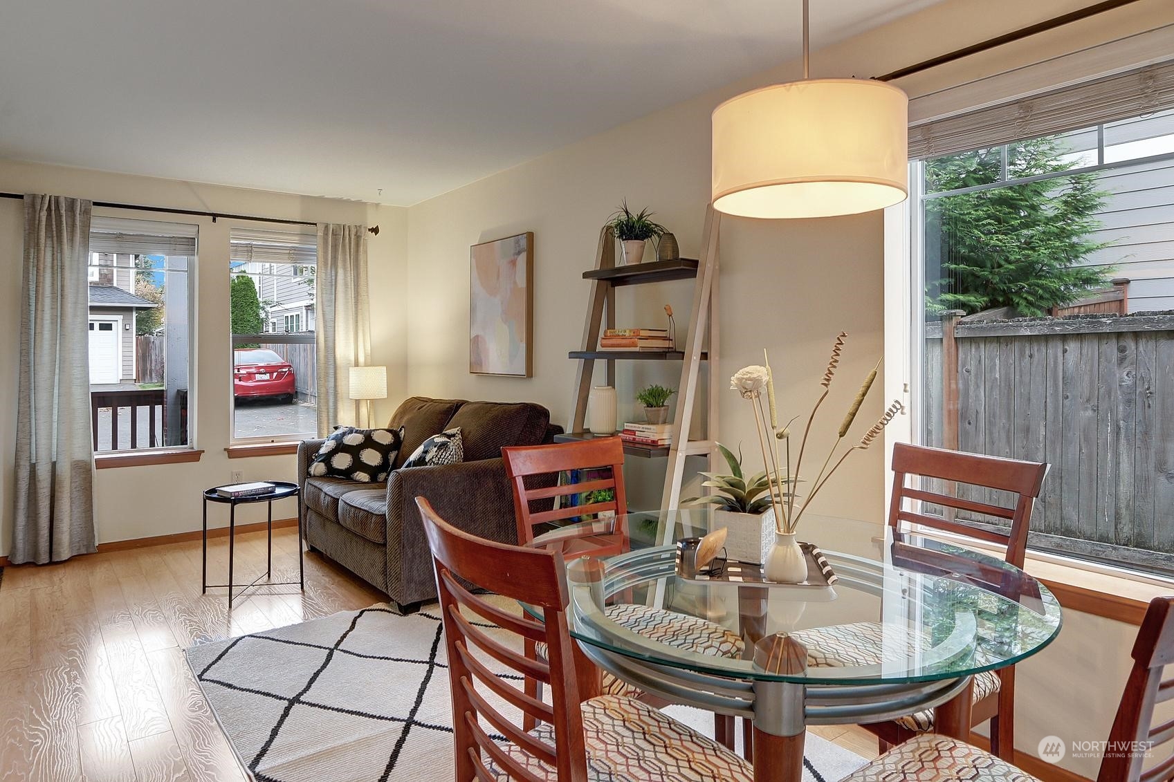 8044 212th Street Southwest, Unit 1 Edmonds, WA 98026 - Photo 5 of 21 Gallery Image 5