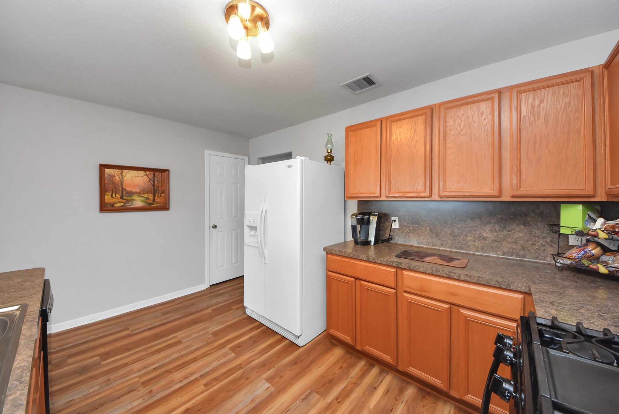 16820 Infield Court Conroe, TX 77385 - Photo 12 of 49