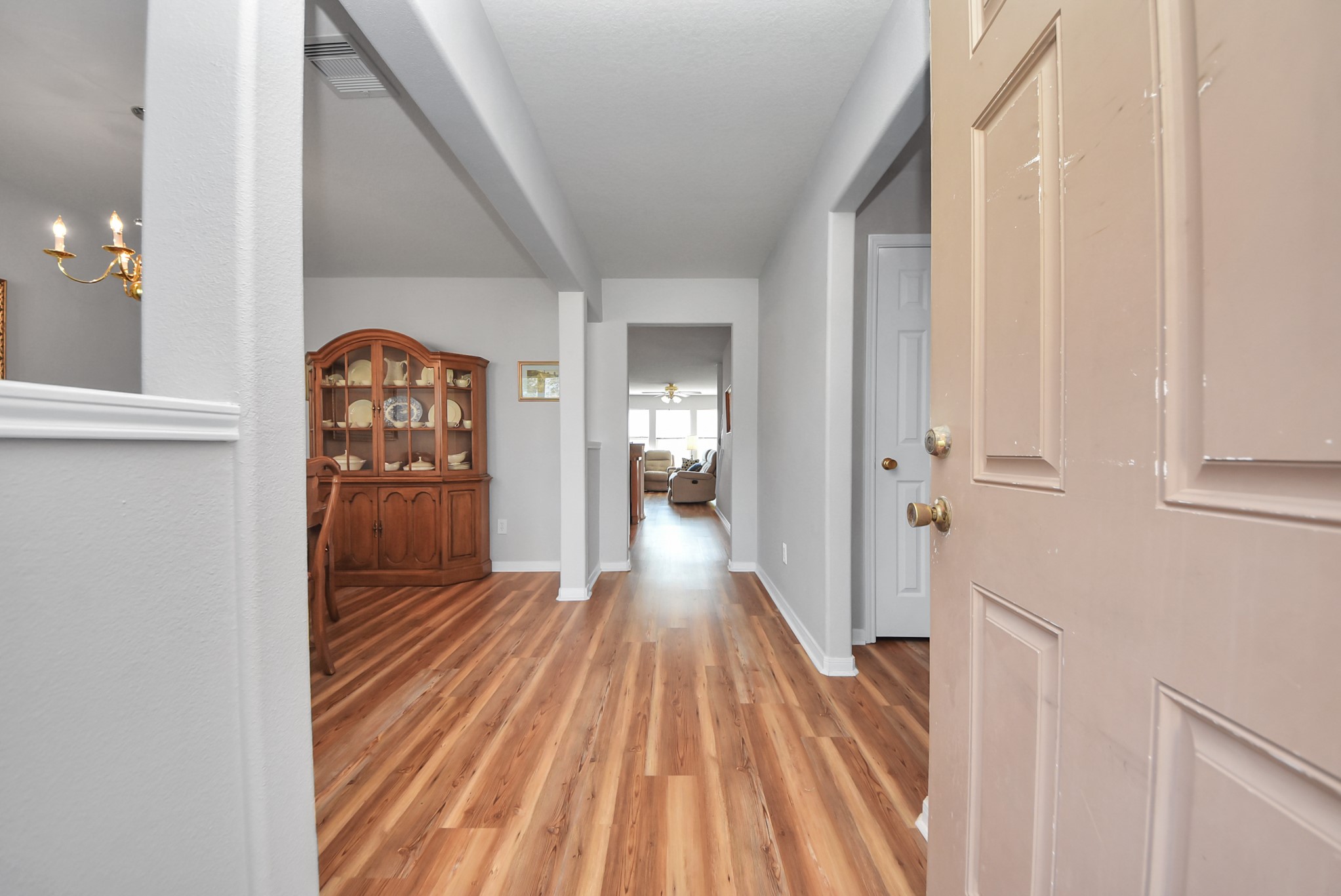 16820 Infield Court Conroe, TX 77385 - Photo 3 of 49