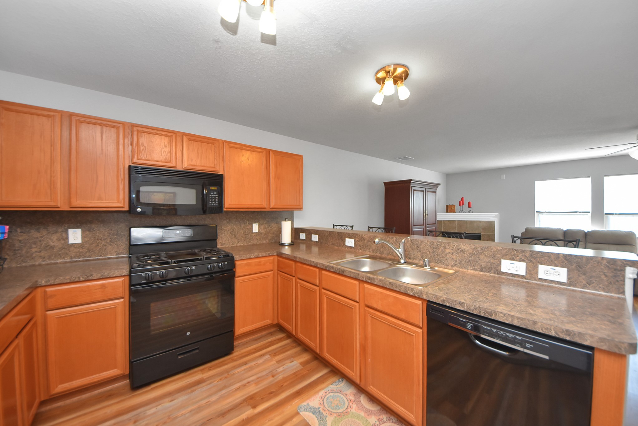 16820 Infield Court Conroe, TX 77385 - Photo 7 of 49