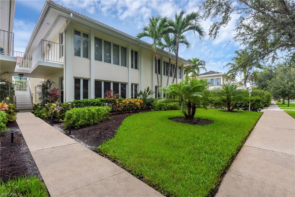 284 4th Street South, Unit 103 Naples, FL 34102 - Photo 2 of 26 Gallery Image 2