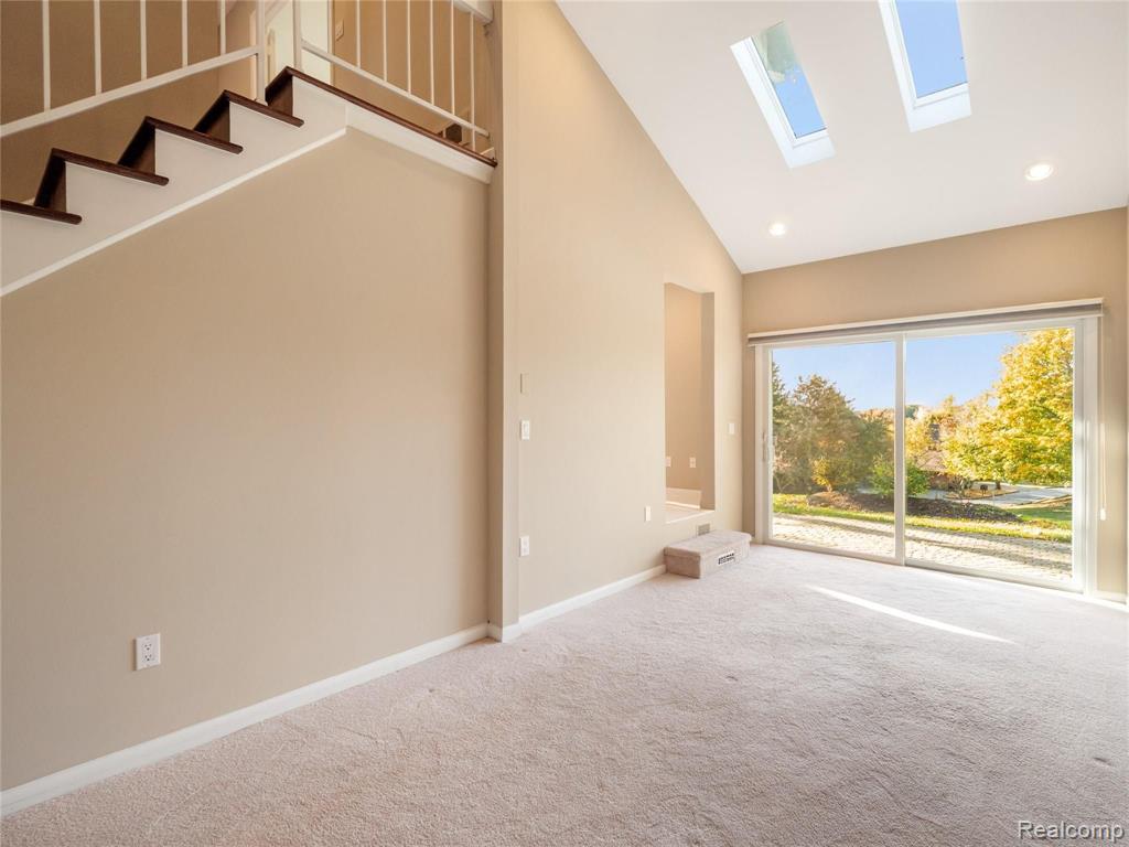 1835 Golf Ridge Drive Bloomfield Hills, MI 48302 - Photo 8 of 36