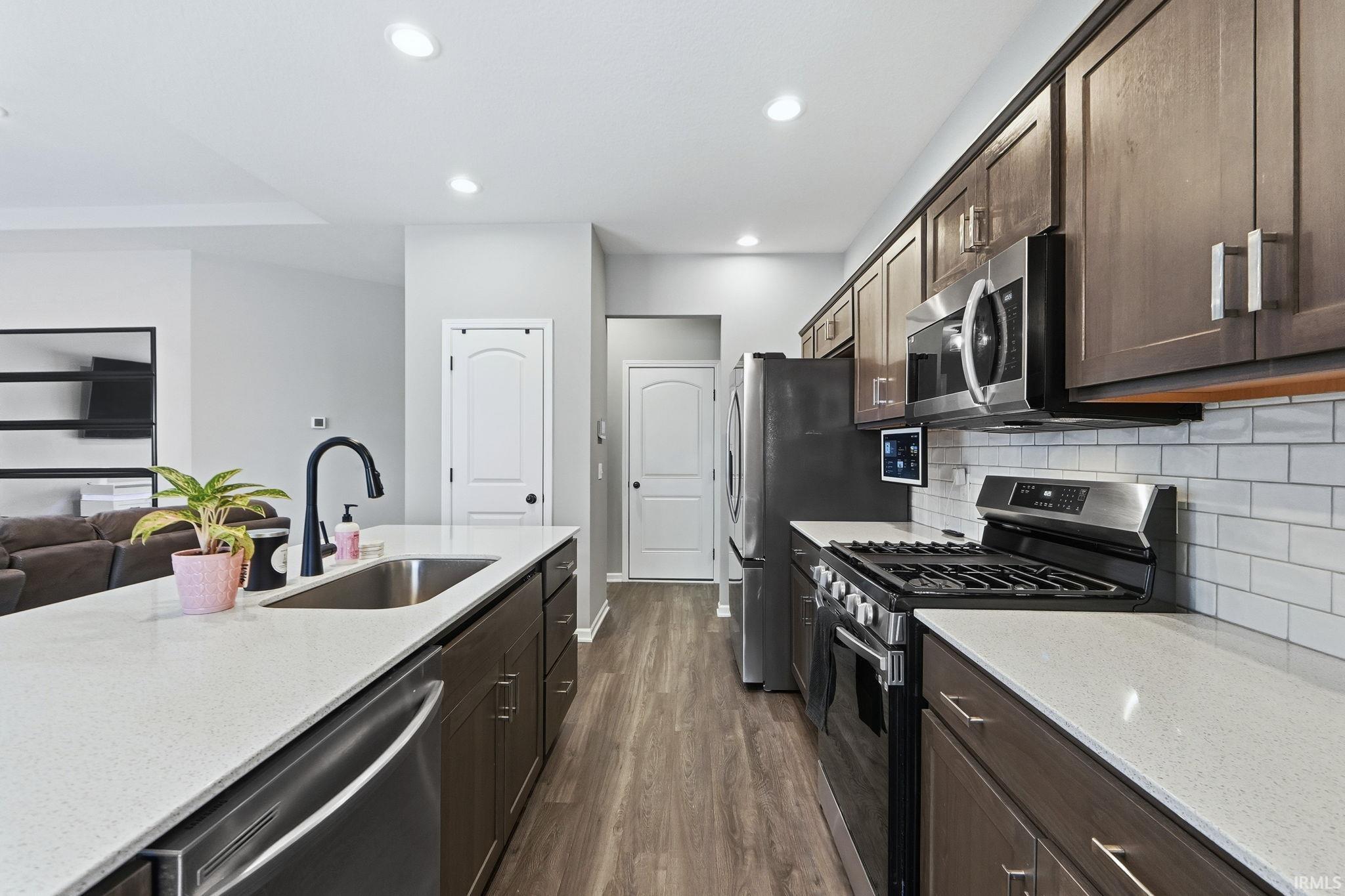 14376 Rimini Cove Fort Wayne, IN 46814 - Photo 7 of 29