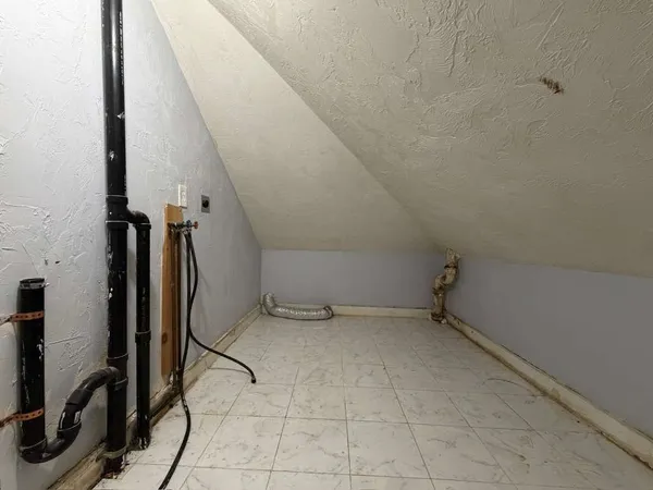 $2,500 | 6 Milford Street, Unit 6, Upton, MA 01568