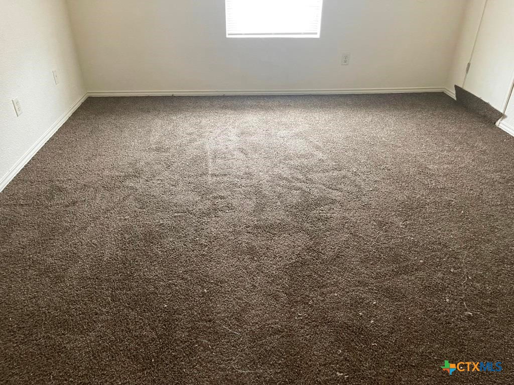 4507 Deek Drive, Unit A Killeen, TX 76549 - Photo 3 of 27 a view of room and window