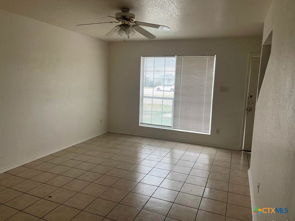 4507 Deek Drive, Unit A Killeen, TX 76549 - Photo 5 of 27 an empty room with windows
