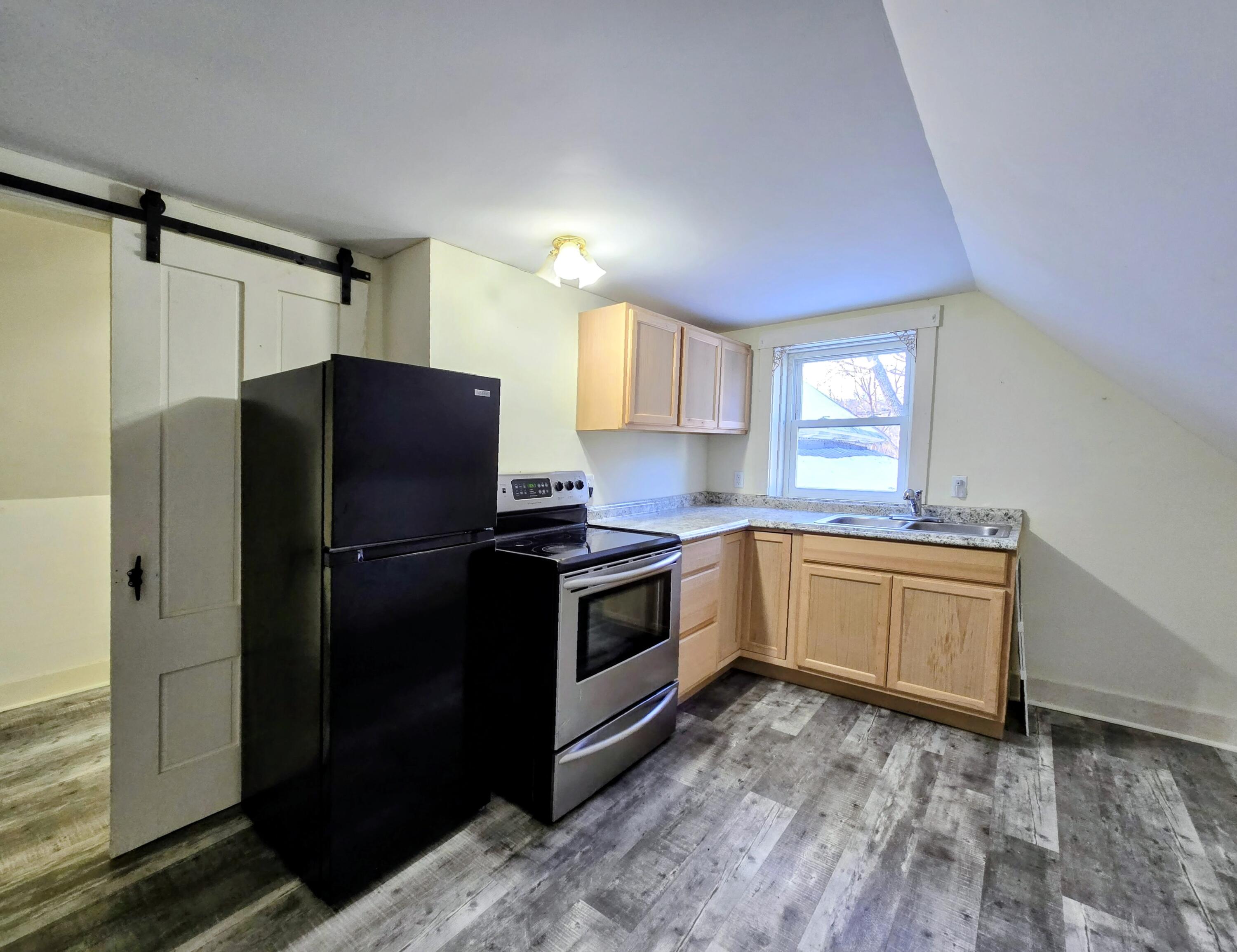 11 Pleasant Street Phillips, ME 04966 - Photo 41 of 66 Second Floor - The Crosby House