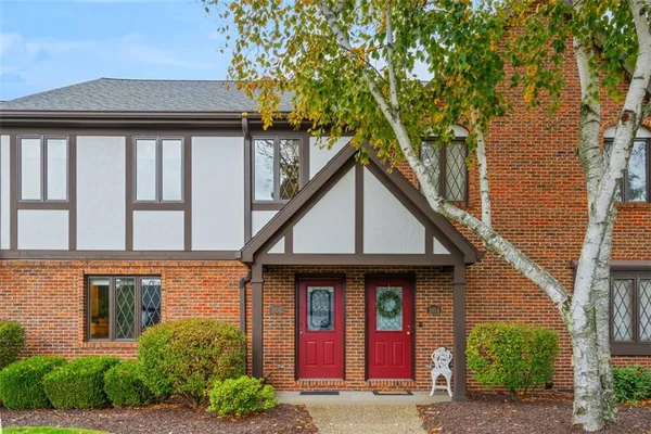 $380,000 | 1606 Stone Mansion Drive, Sewickley, PA 15143