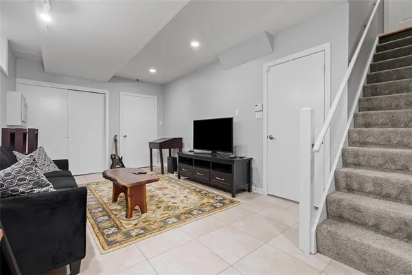 $380,000 | 1606 Stone Mansion Drive, Sewickley, PA 15143