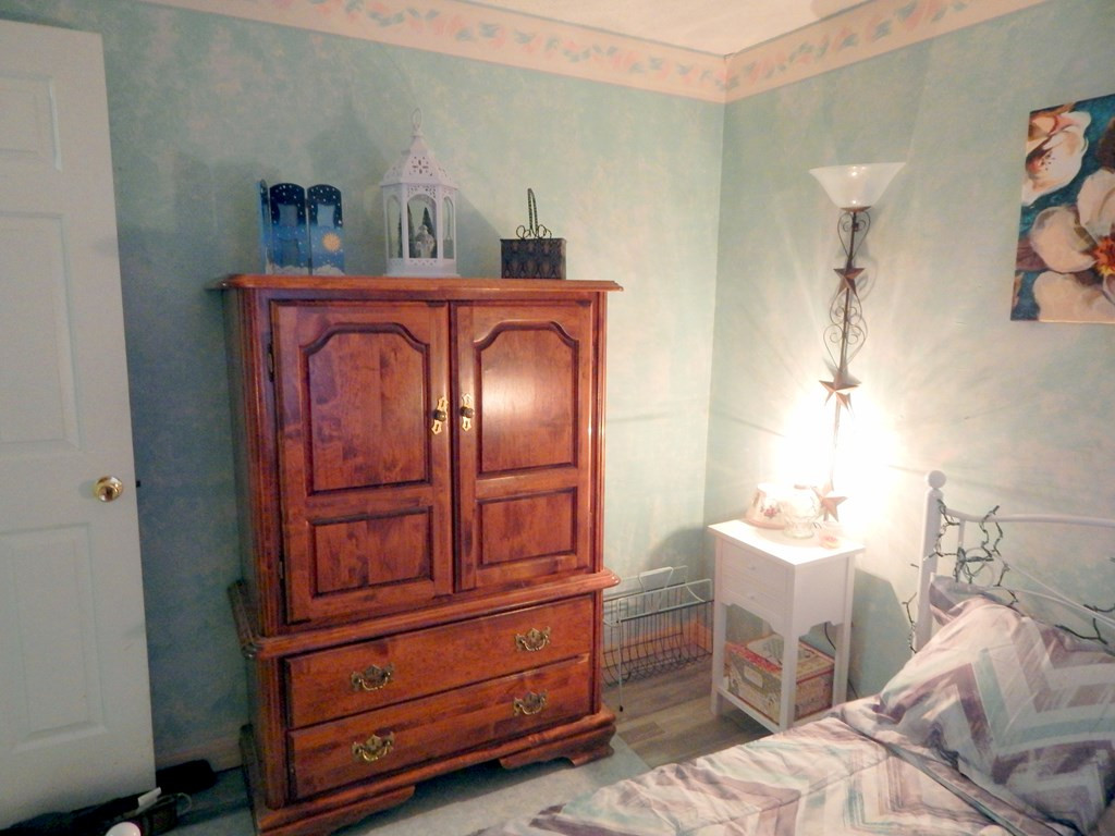 56 Arnold Road Plattsburgh, NY 12901 - Photo 10 of 19 Gallery Image 10