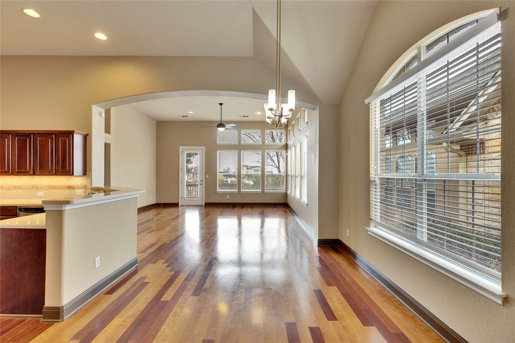109 Aria Ridge, Unit 905 Austin, TX 78738 - Photo 7 of 33