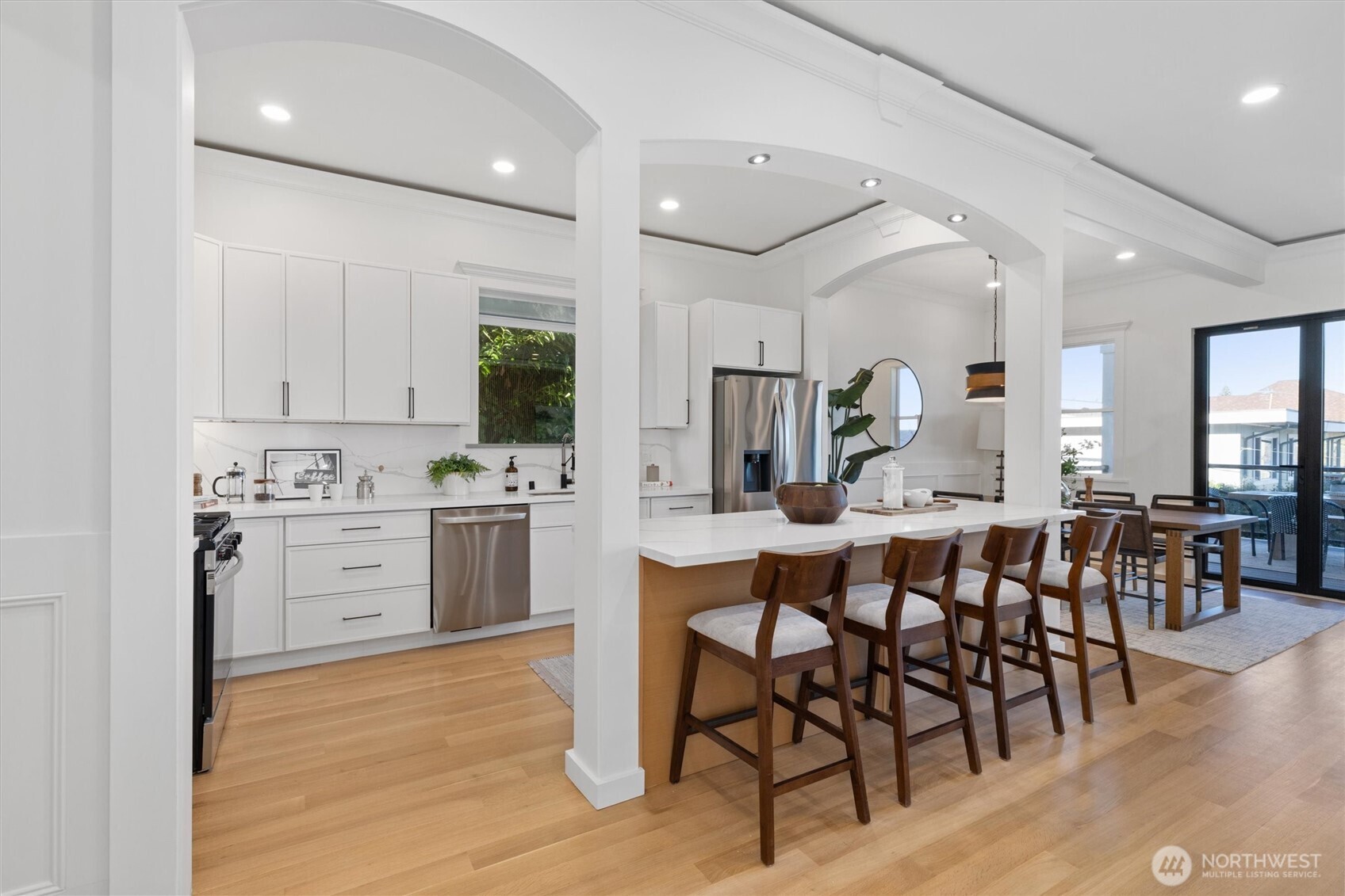 7908 South Lakeridge Drive Seattle, WA 98178 - Photo 17 of 40