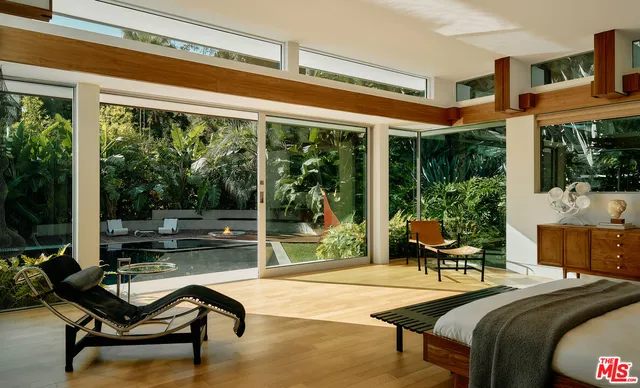 $75,000 | 1061 Loma Vista Drive, Beverly Hills, CA 90210