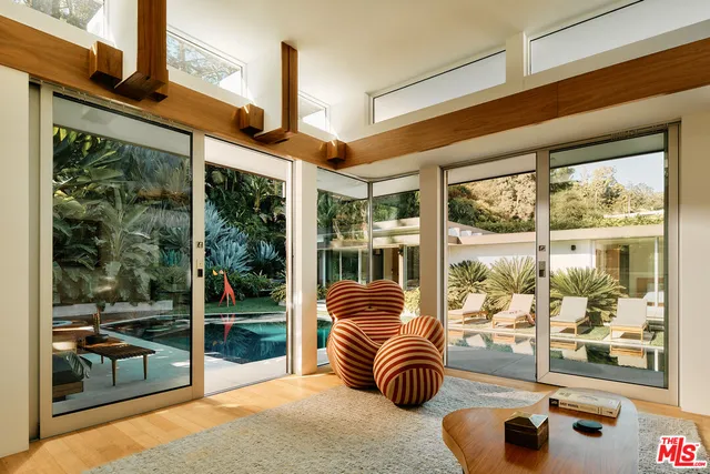 $75,000 | 1061 Loma Vista Drive, Beverly Hills, CA 90210