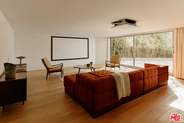 $75,000 | 1061 Loma Vista Drive, Beverly Hills, CA 90210