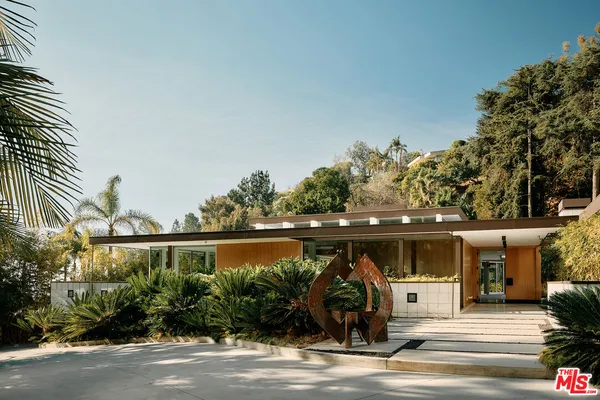 $75,000 | 1061 Loma Vista Drive, Beverly Hills, CA 90210