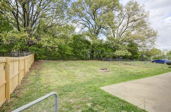 $1,200 | 133 Gail Street, Oak Grove, KY 42262