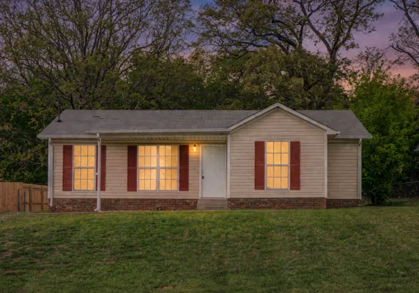 $1,200 | 133 Gail Street, Oak Grove, KY 42262