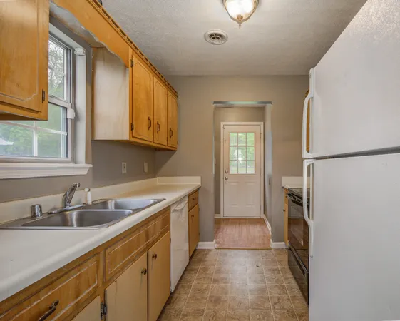 $1,200 | 133 Gail Street, Oak Grove, KY 42262