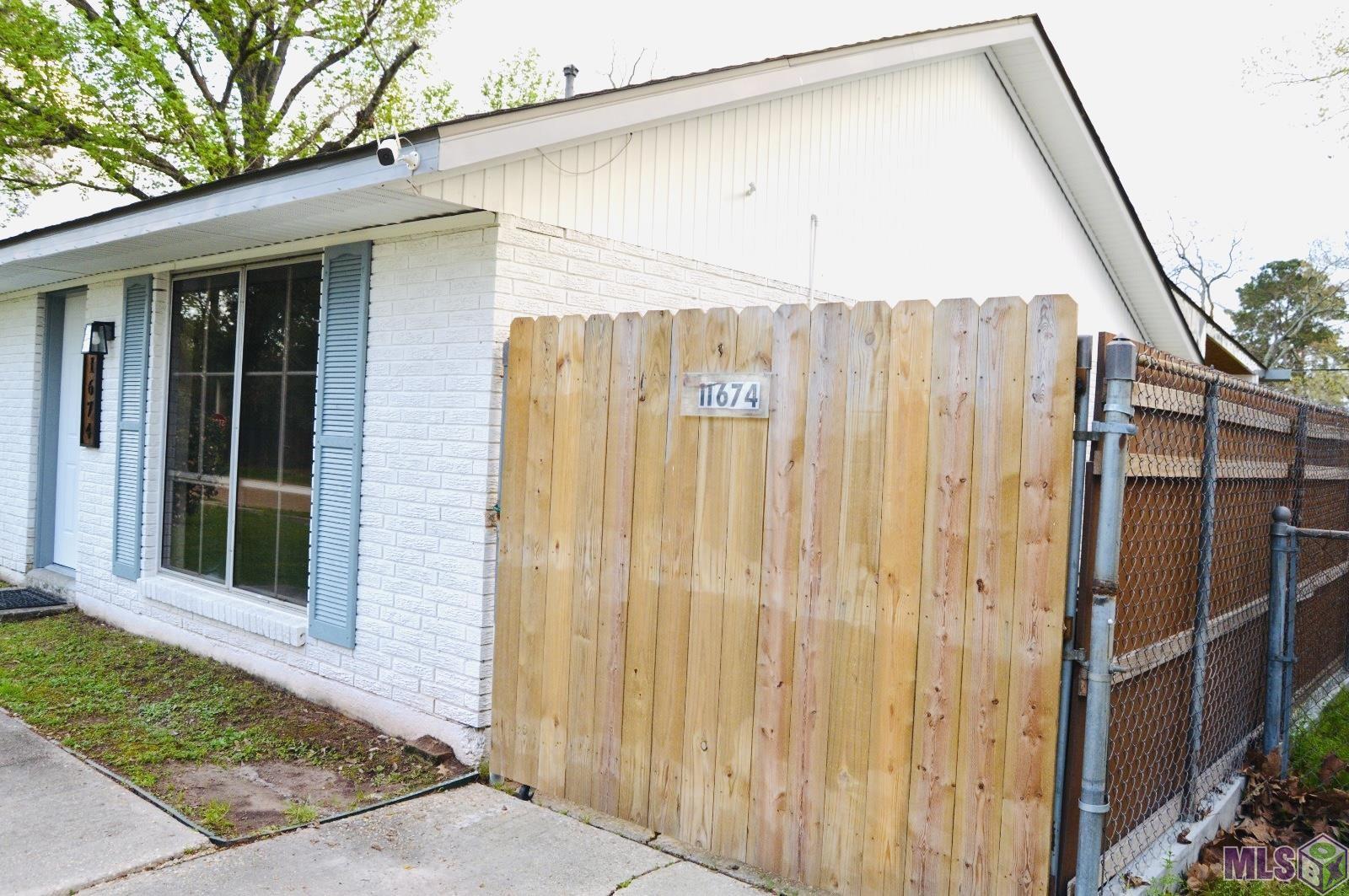 11674 Baylor Drive Baton Rouge, LA 70816 - Photo 6 of 39