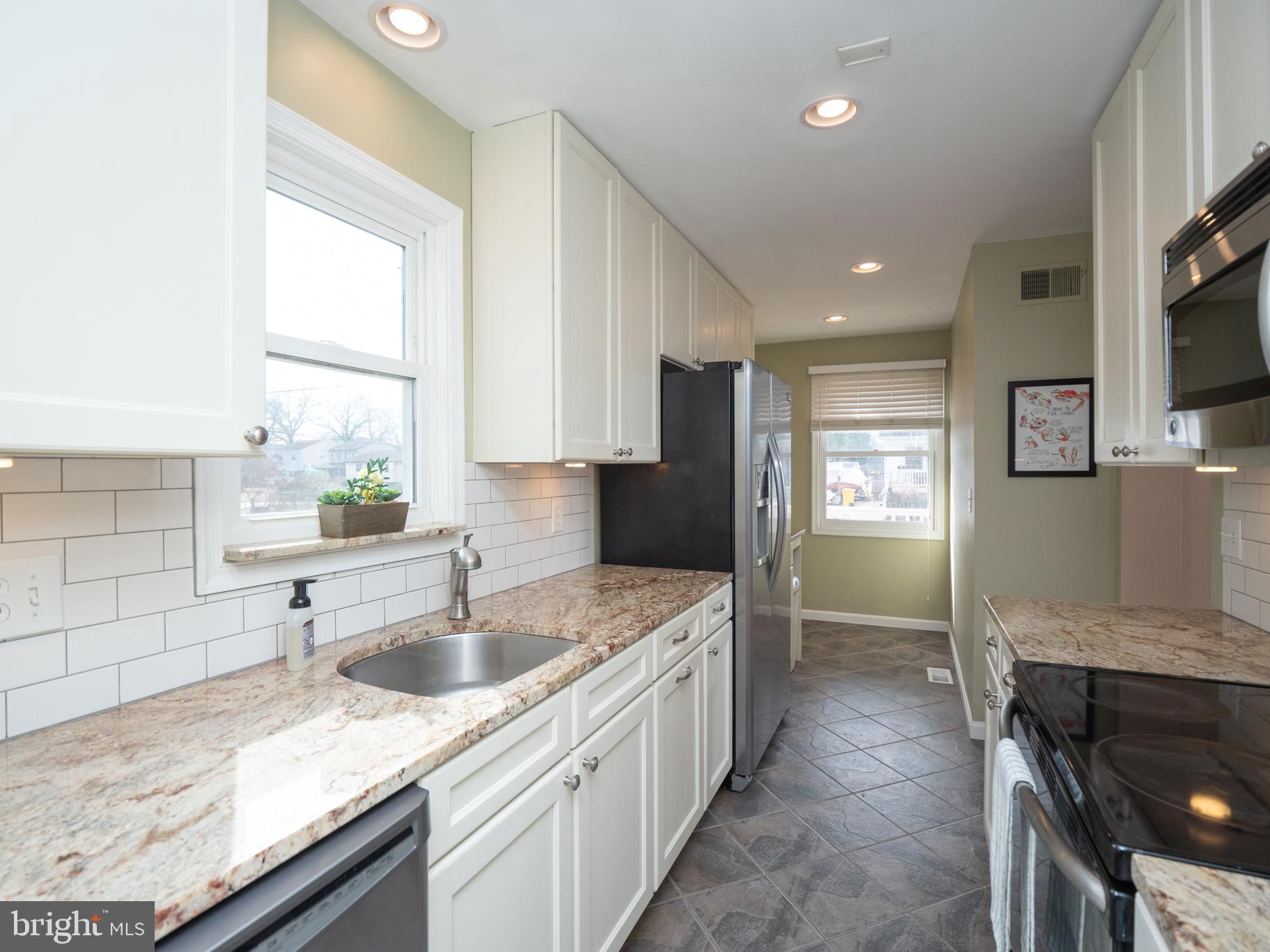 1513 Bishop Road Edgewater, MD 21037 - Photo 4 of 50 Kitchen