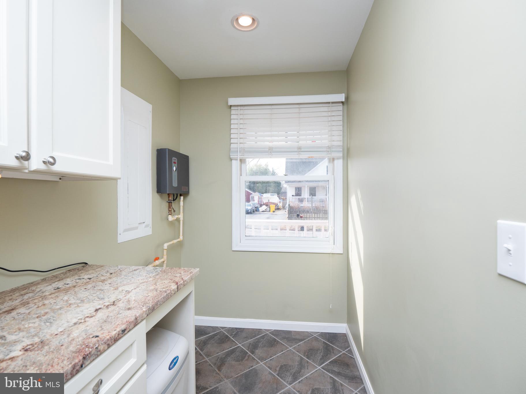 1513 Bishop Road Edgewater, MD 21037 - Photo 6 of 50