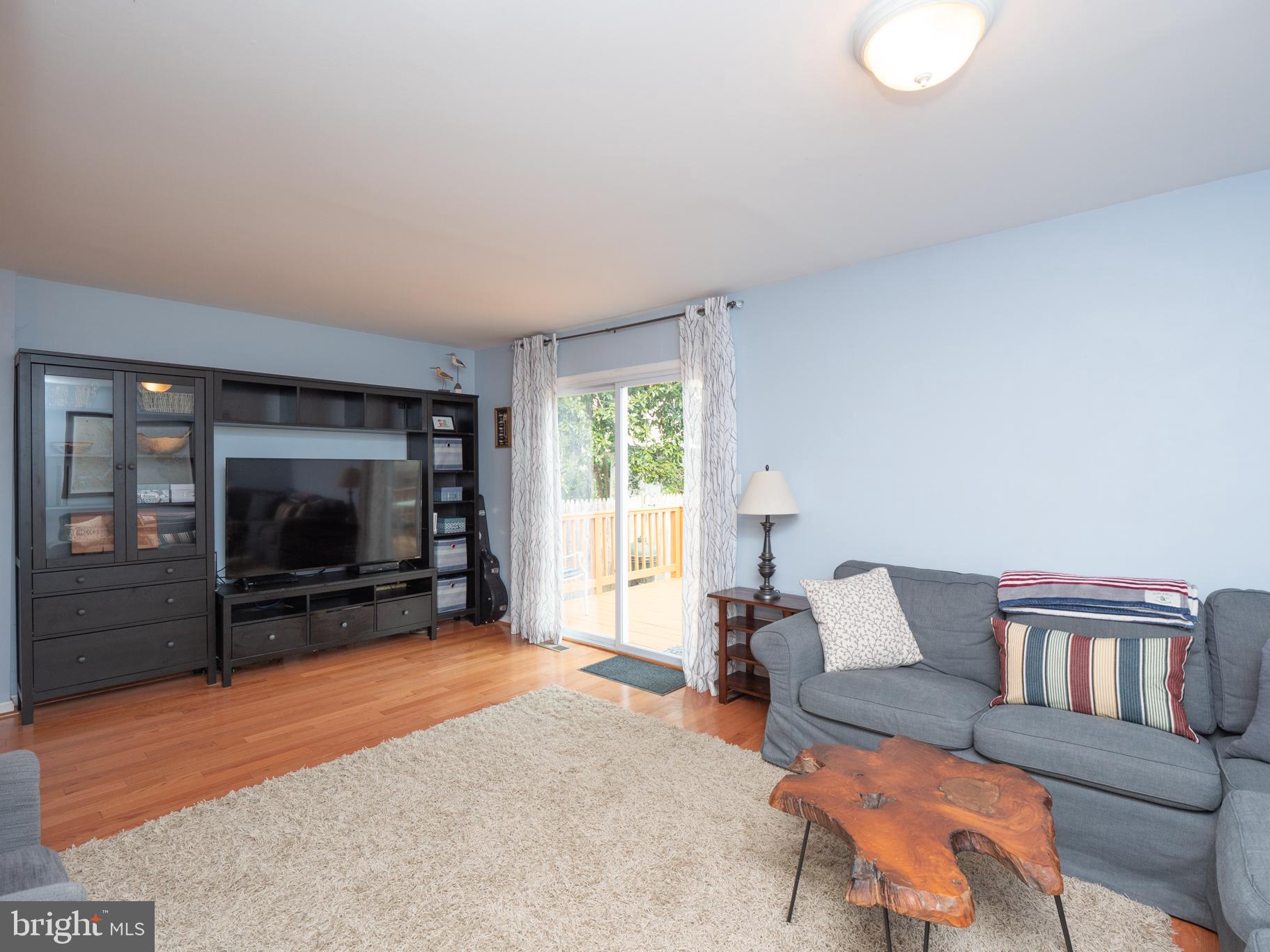 1513 Bishop Road Edgewater, MD 21037 - Photo 10 of 50 Freshly painted
