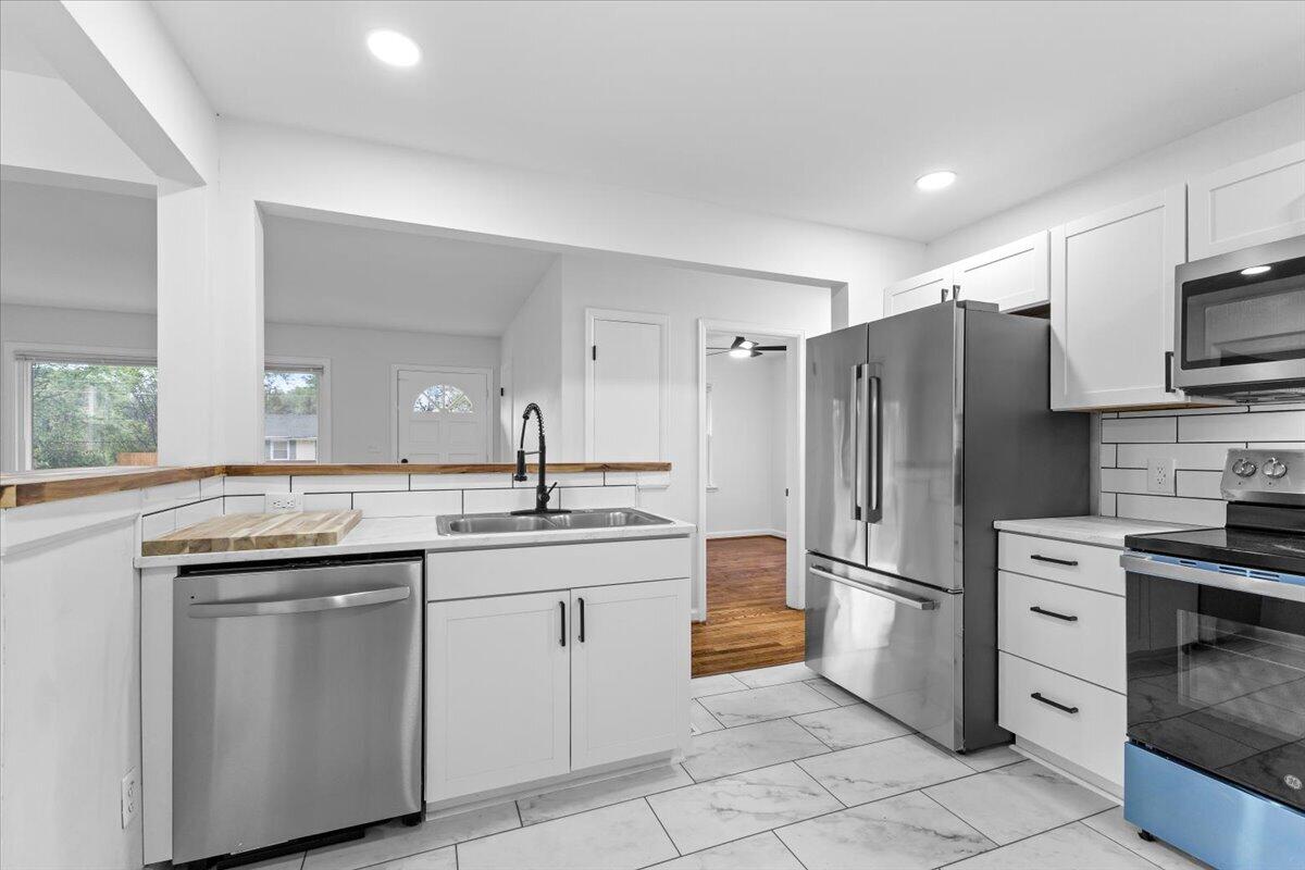 4928 Rowe Ridge Road Northwest Roanoke, VA 24017 - Photo 12 of 28 12-4928 Rowe Ridge Rd NW-12