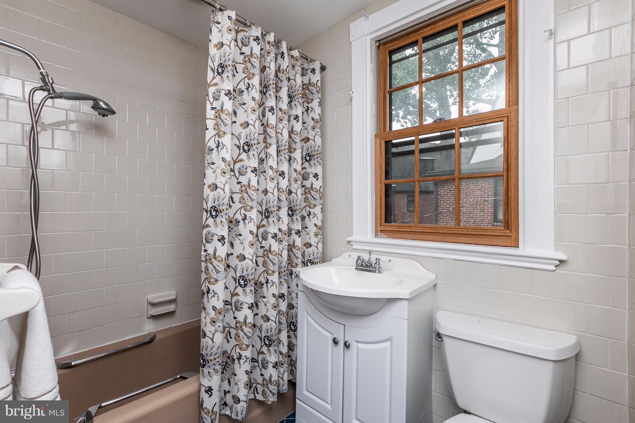213 Tuscany Road Baltimore, MD 21210 - Photo 15 of 30 Bath