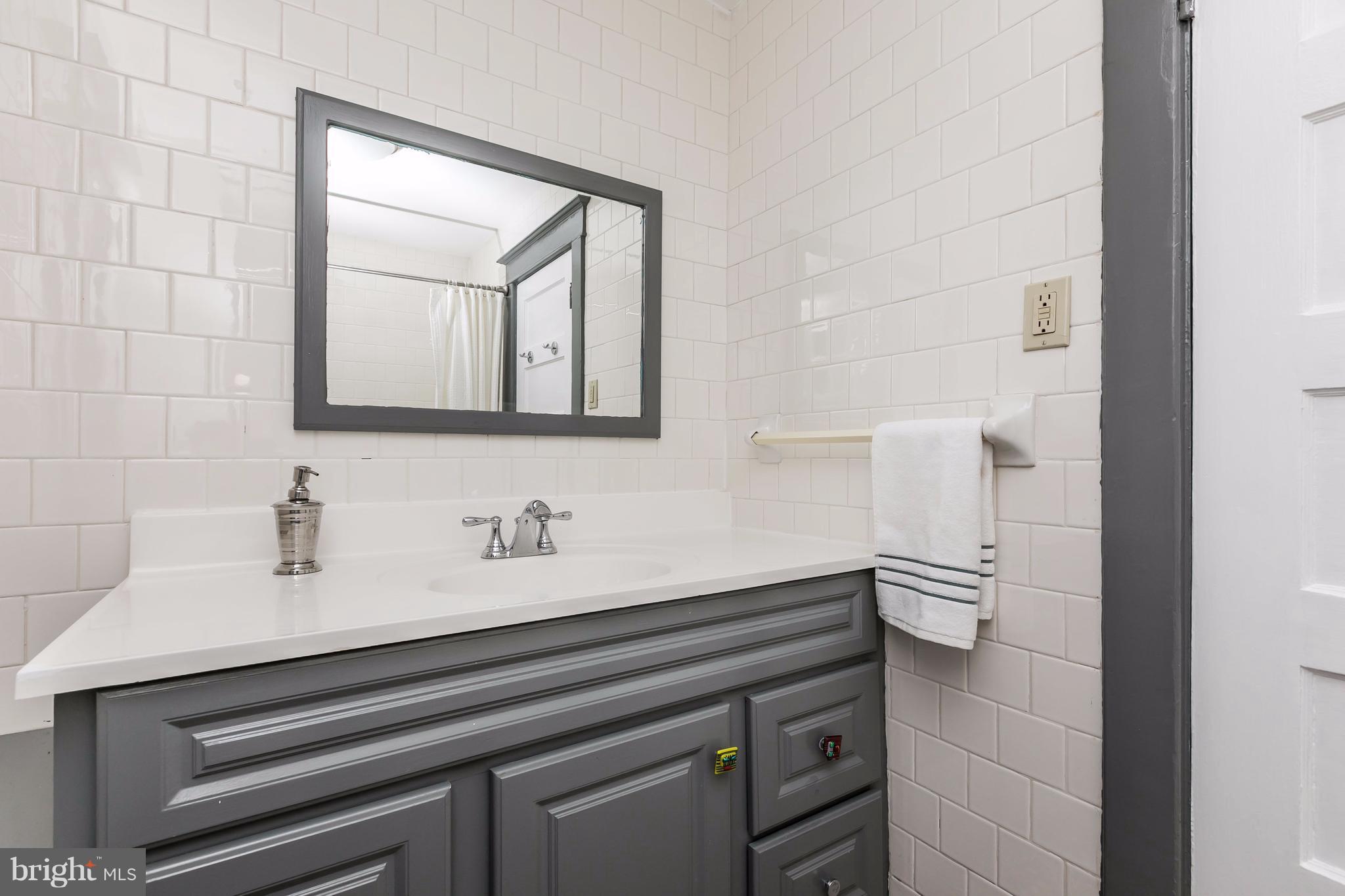 213 Tuscany Road Baltimore, MD 21210 - Photo 21 of 30 Bath