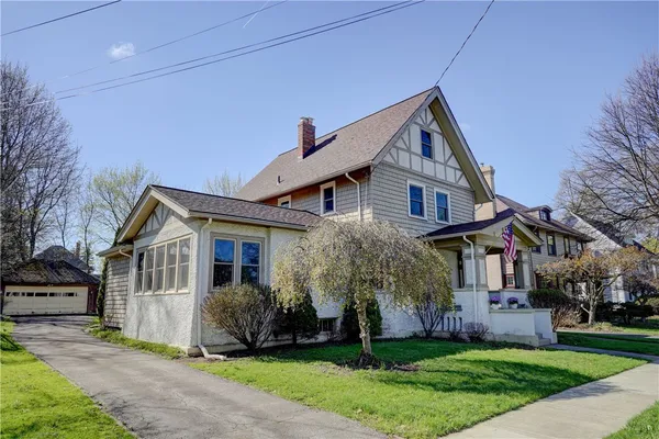 $495,000 | 16 Potter Place, Perinton, NY 14450